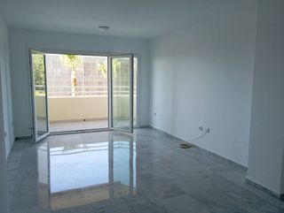 Piso en alquiler en Parque Mediterráneo - Santa Paula en Málaga