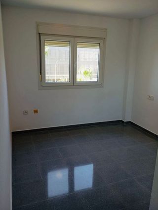Piso en alquiler en Parque Mediterráneo - Santa Paula en Málaga