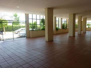 Piso en alquiler en Parque Mediterráneo - Santa Paula en Málaga