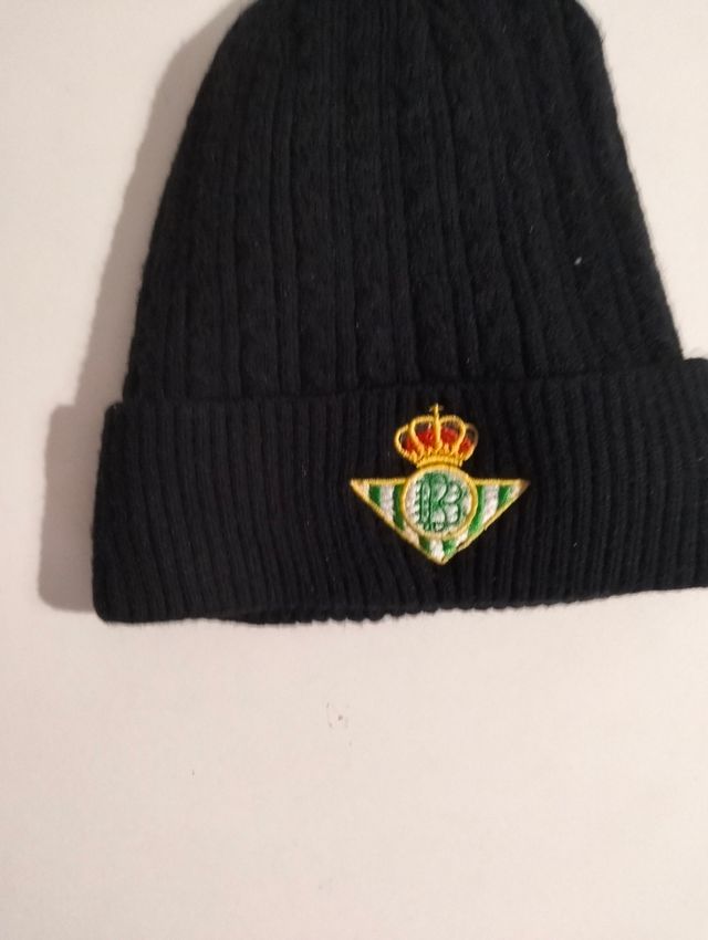 Gorro Betis - Gorro tejido negro.