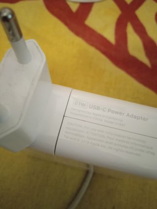 Adaptador Apple USB-C 61W