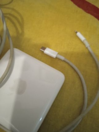 Adaptador Apple USB-C 61W