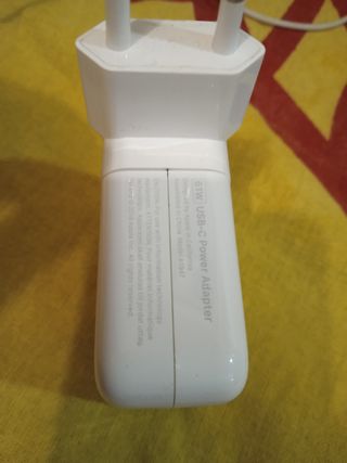 Adaptador Apple USB-C 61W