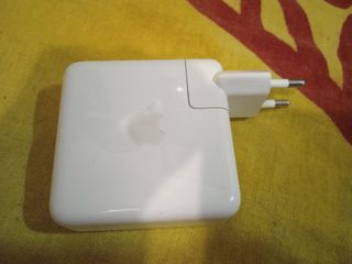 Adaptador Apple USB-C 61W