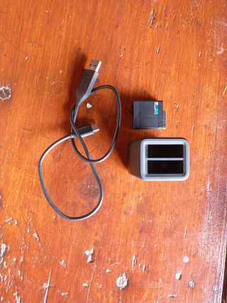 Cámara fotos GoPro Hero7 Black.