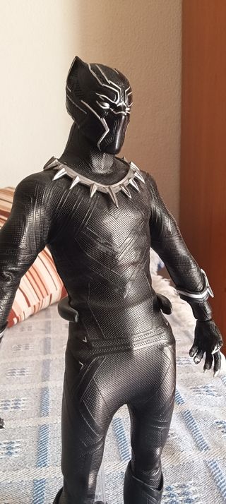 Figura Black Panther 1/6