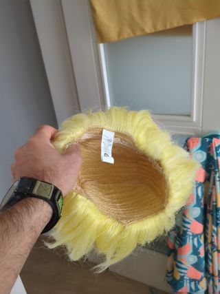 Peluca Goku amarilla