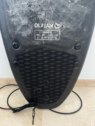 Tabla surf Olaian 6’ 46L usada