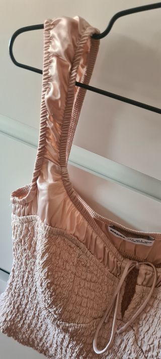 Top Bershka beige talla S