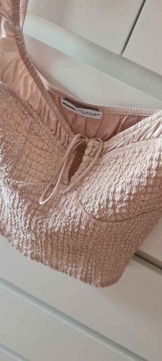 Top Bershka beige talla S