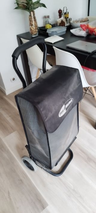 Carrito compra Rolser naranja de 4 ruedas.  