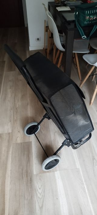 Carrito compra Rolser naranja de 4 ruedas.  