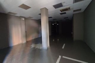 Local comercial en alquiler en Mariblanca - Villafontana en Móstoles