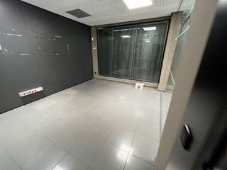Local comercial en alquiler en Mariblanca - Villafontana en Móstoles