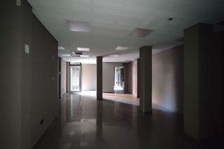 Local comercial en alquiler en Mariblanca - Villafontana en Móstoles
