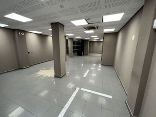Local comercial en alquiler en Mariblanca - Villafontana en Móstoles