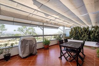 Casa adosada en alquiler en Bola de Oro - Serrallo en Granada