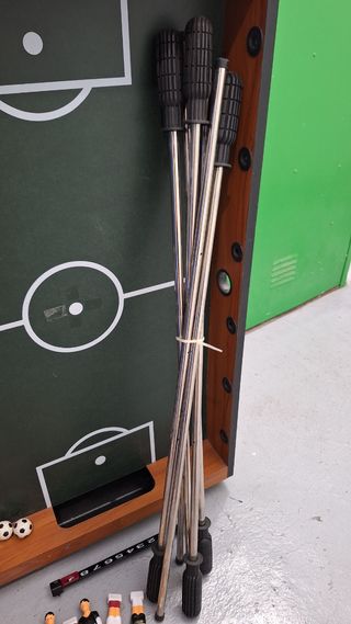 Futbolín de madera vintage