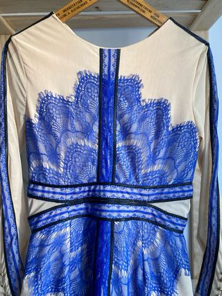 Vestido fiesta encaje azul