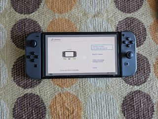 No negociable Nintendo Switch OLED Negra