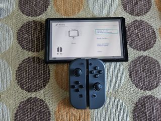 No negociable Nintendo Switch OLED Negra