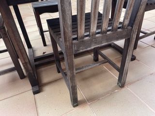 Mesa y 4 sillas jardín madera