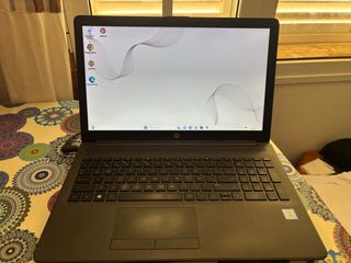 Portátil HP 250 G7 Negro