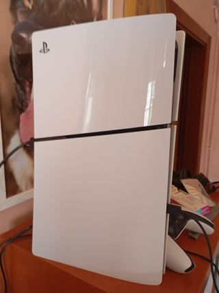 PS5 Digital Edition Blanca + Gran Turismo