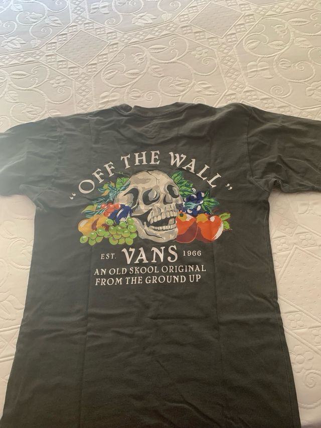 2  CAMISETAS VANS OF THE WALL TALLA S (SMALL)