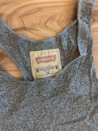Camiseta Levis gris talla S