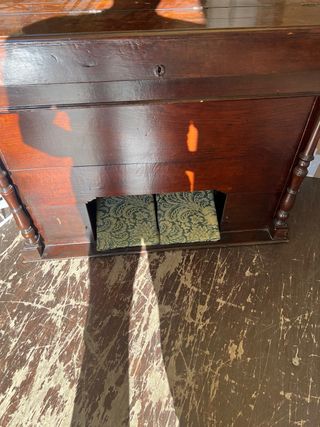 Piano antiguo de madera