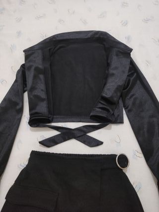 Conjunto negro - Top y falda