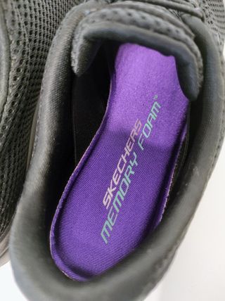 Skechers Summits - Negras - Talla 36 Mujer