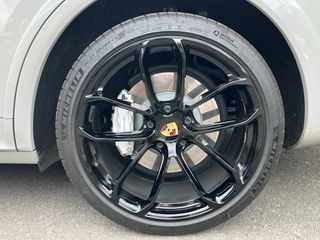 Porsche Cayenne Coupé Turbo 4.0 V8 Biturbo 550CV