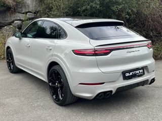 Porsche Cayenne Coupé Turbo 4.0 V8 Biturbo 550CV