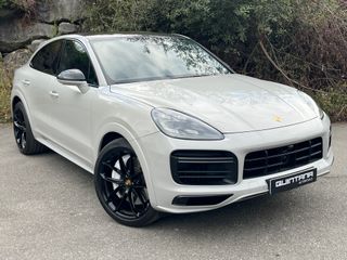 Porsche Cayenne Coupé Turbo 4.0 V8 Biturbo 550CV