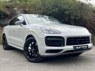 Porsche Cayenne Coupé Turbo 4.0 V8 Biturbo 550CV