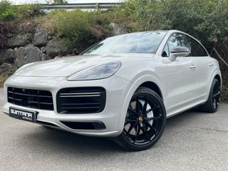 Porsche Cayenne Coupé Turbo 4.0 V8 Biturbo 550CV
