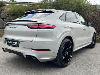 Porsche Cayenne Coupé Turbo 4.0 V8 Biturbo 550CV