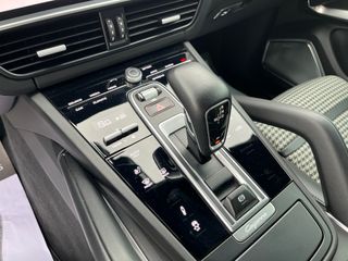 Porsche Cayenne Coupé Turbo 4.0 V8 Biturbo 550CV