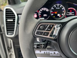 Porsche Cayenne Coupé Turbo 4.0 V8 Biturbo 550CV