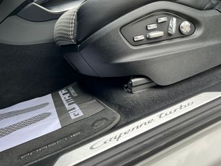 Porsche Cayenne Coupé Turbo 4.0 V8 Biturbo 550CV