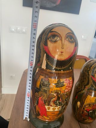 Matrioske russe - 12 bambole dipinte a mano