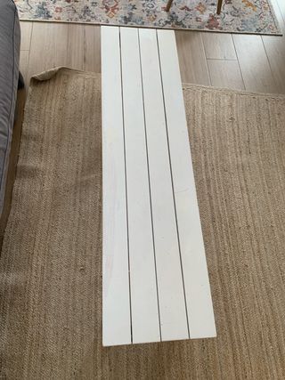 Banco blanco de madera