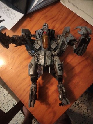 Figura Transformers Starscream