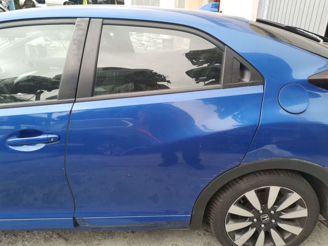 PUERTA TRASERA IZQUIERDA HONDA CIVIC 5 PUERTAS (FK)