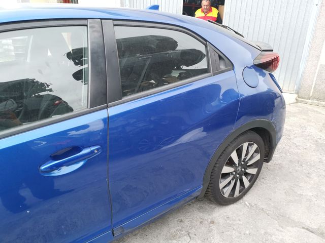 PUERTA TRASERA IZQUIERDA HONDA CIVIC 5 PUERTAS (FK)