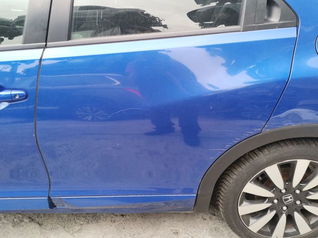 PUERTA TRASERA IZQUIERDA HONDA CIVIC 5 PUERTAS (FK)