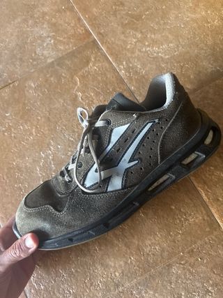 Zapatos seguridad U Power grises