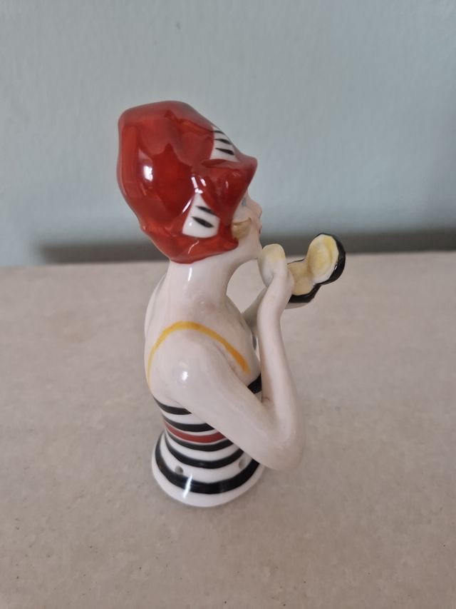 Antigua half doll Art Noveau